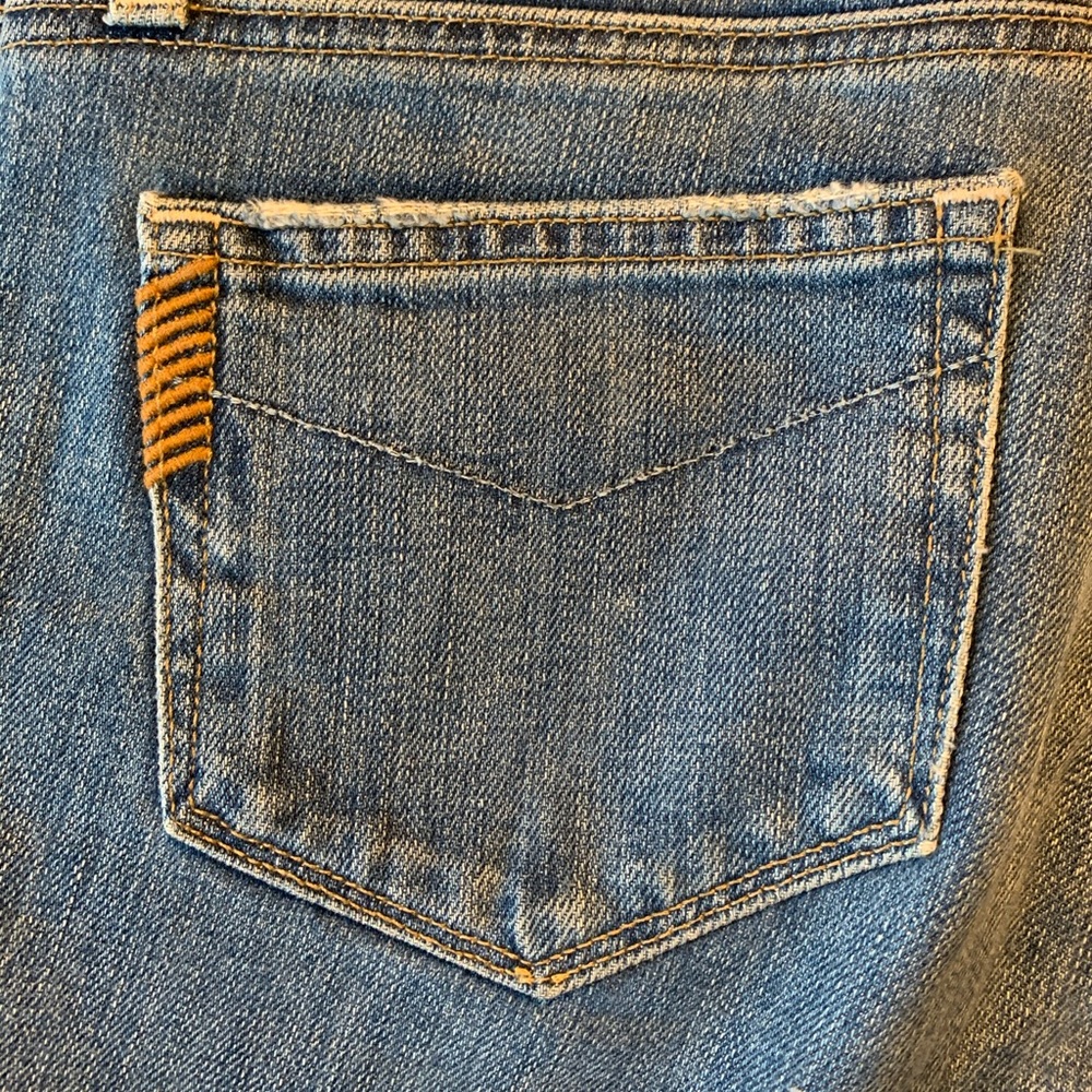 Paige Laurel Canyon flare jeans size 27